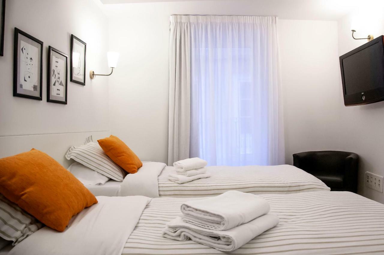 Maria Salome Aparthotel บูร์โกส ภายนอก รูปภาพ